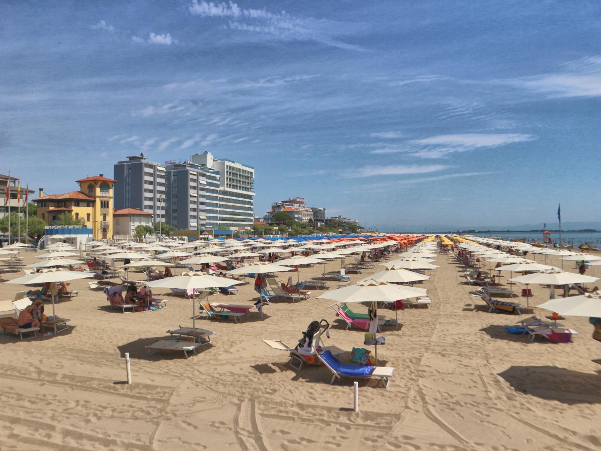 Lucerna Apartamento Lignano Sabbiadoro Exterior foto