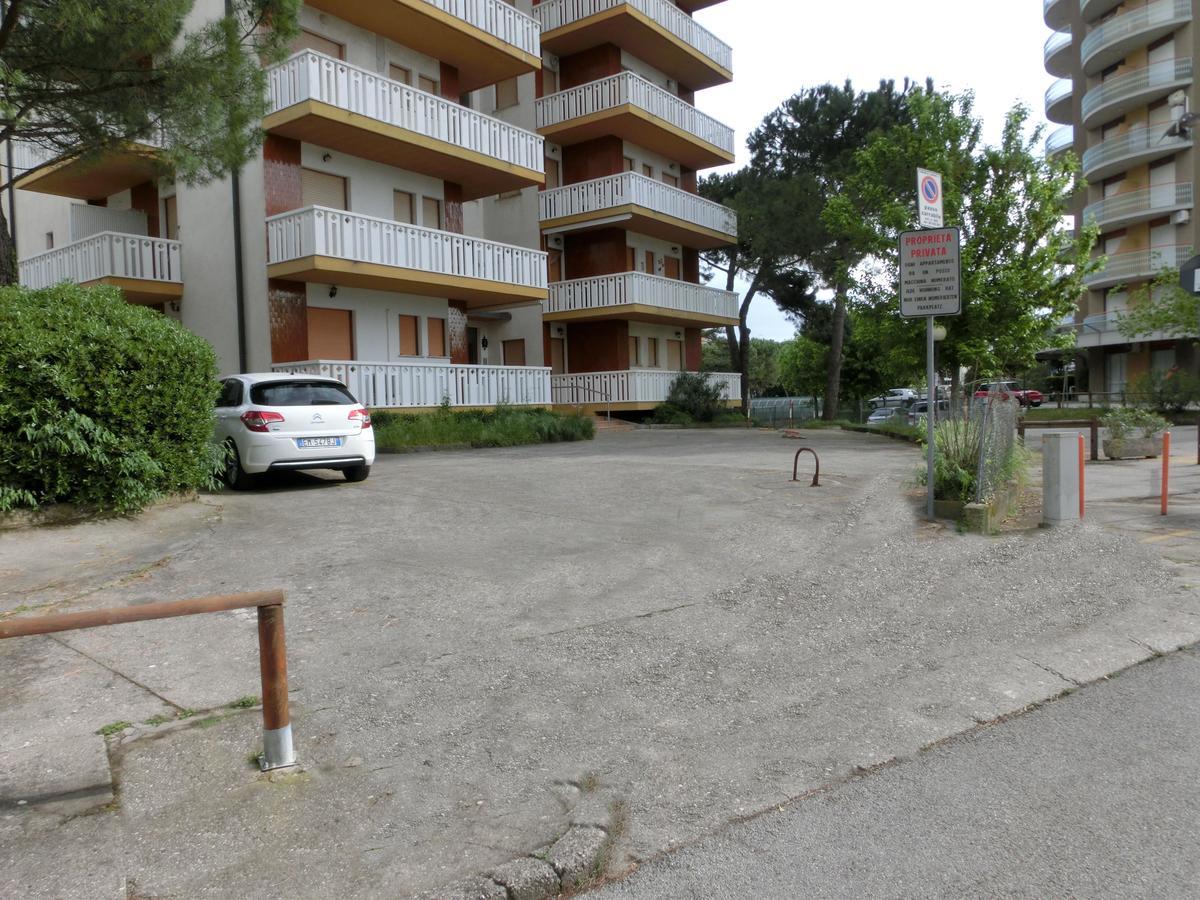 Lucerna Apartamento Lignano Sabbiadoro Exterior foto